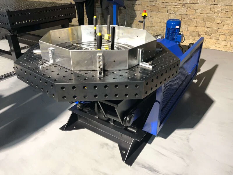 System 28 800x25mm (31.5"x0.98") Siegmund Octagonal Welding Table with Plasma Nitration (Item No. 2-940800.P) - Image 7